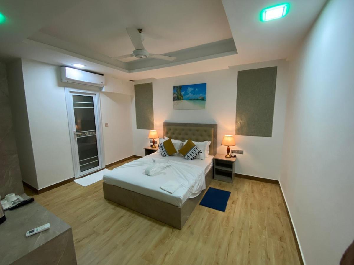 Marine Holiday Hulhumale Esterno foto